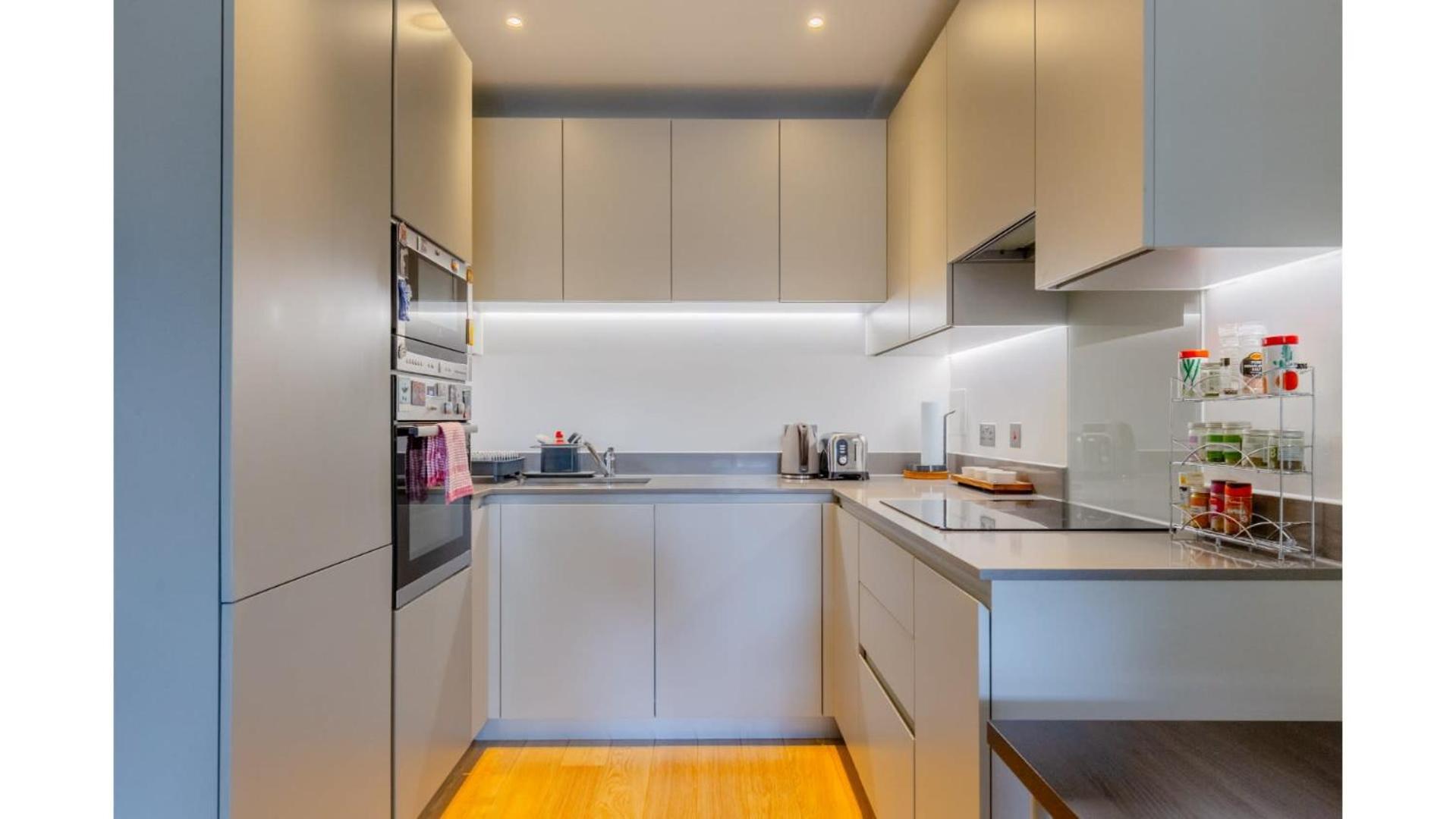Apartment Modern 1bd Flat W Balcony Heart Of Brixton London