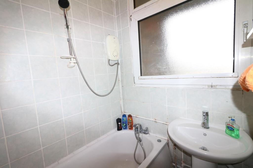 Appartement Cosy 3 Bed Apt, Old Truman Brewery! Brick Lane, London, E1 Londen