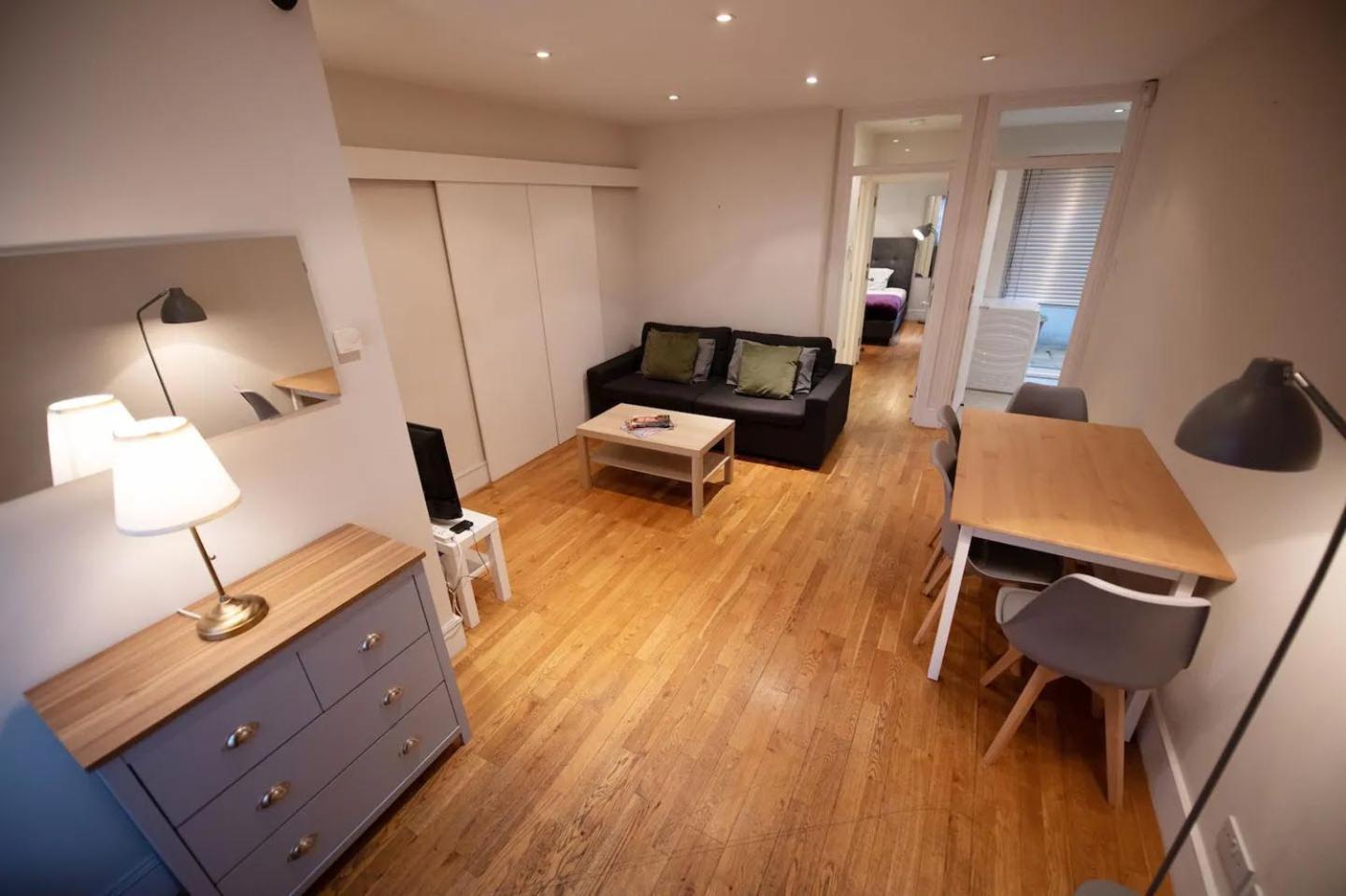 Holiday home Kensington Place