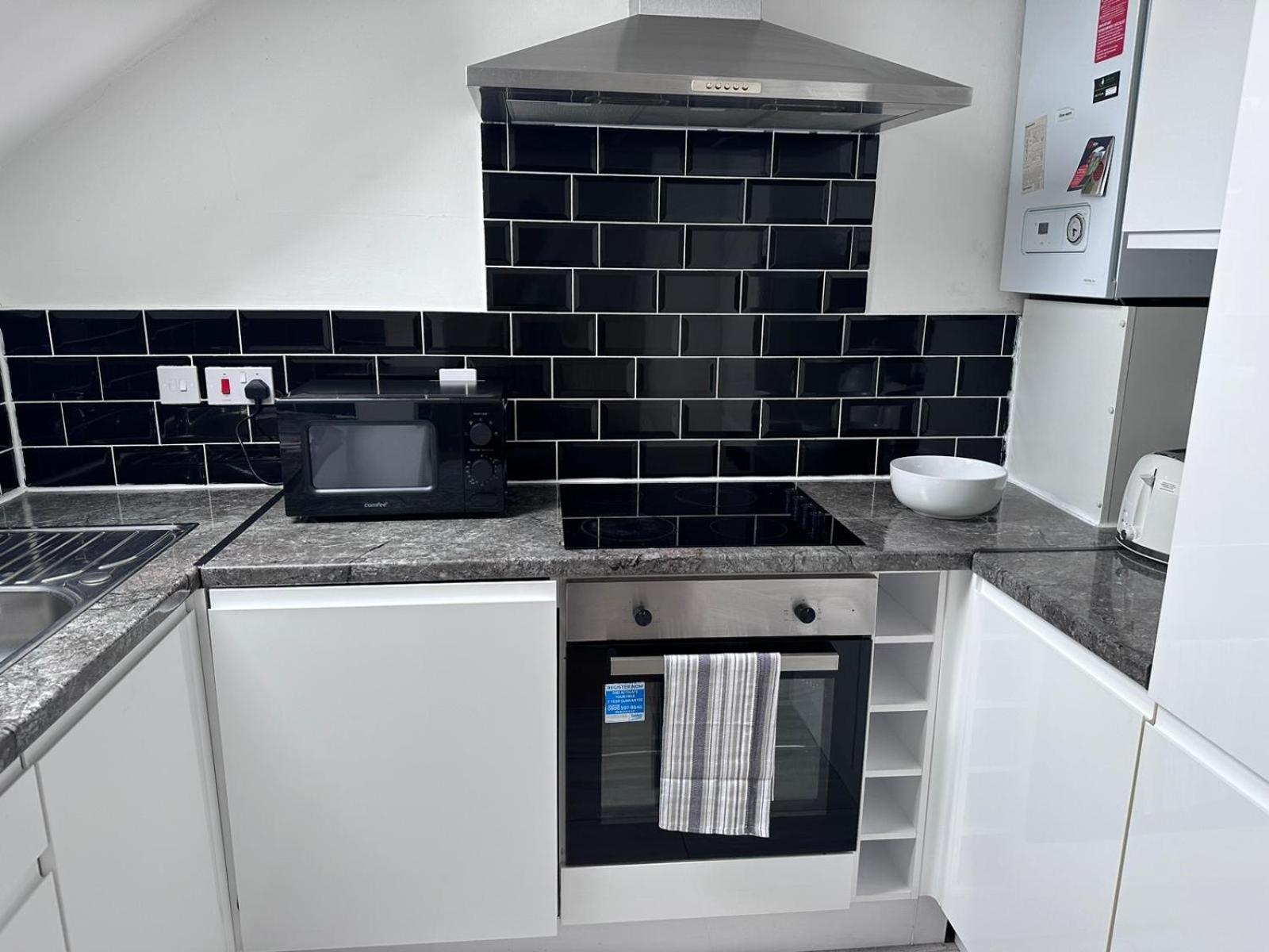 Cosy 1 Bed * London