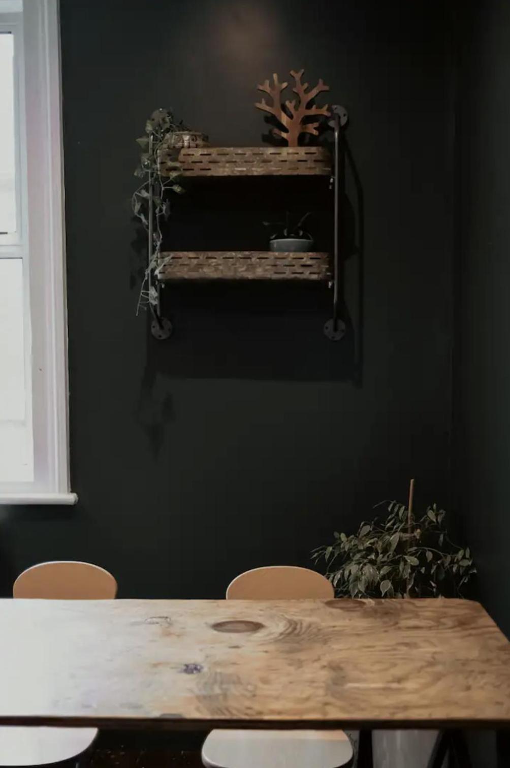 Alba's Den - A Creative Sanctuary In Nw10 London