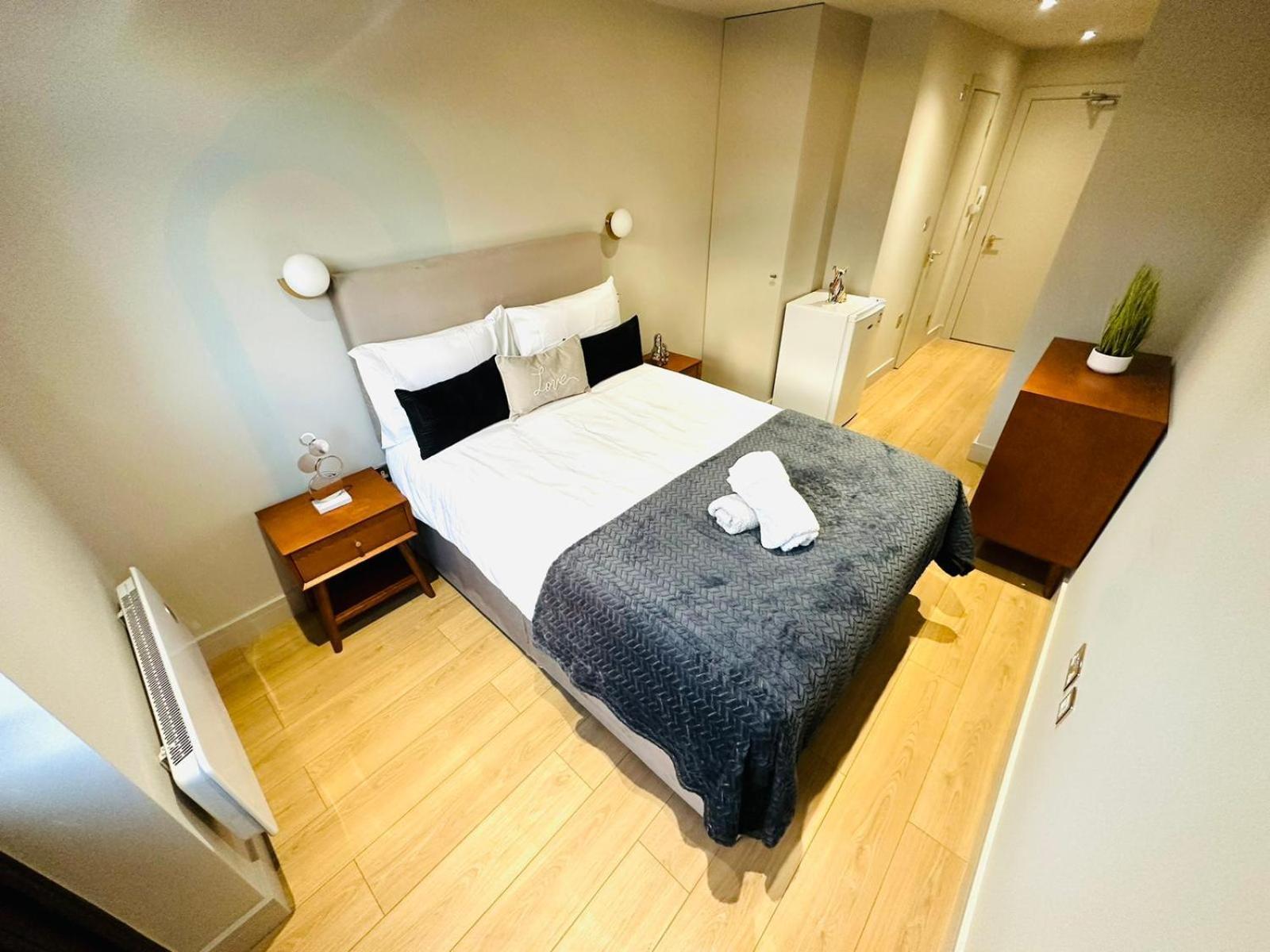 Ensuite Ii Great Location Close To Eye Londen