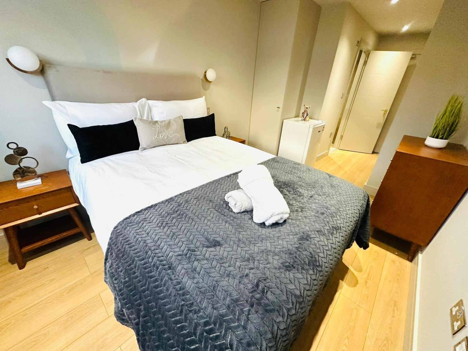 Ensuite Ii Great Location Close To Eye Londen