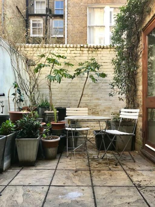 Quiet Kensington Flat Ideal For Apartment London