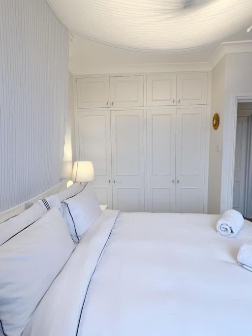 London, 2bed/2bath Marylebone. * London