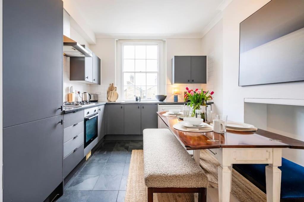 London, 2bed/2bath Marylebone. Apartment London