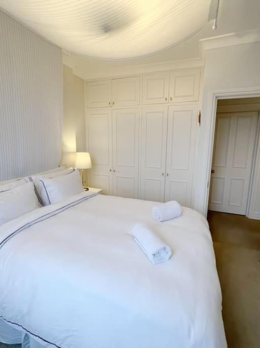 London, 2bed/2bath Marylebone. * London