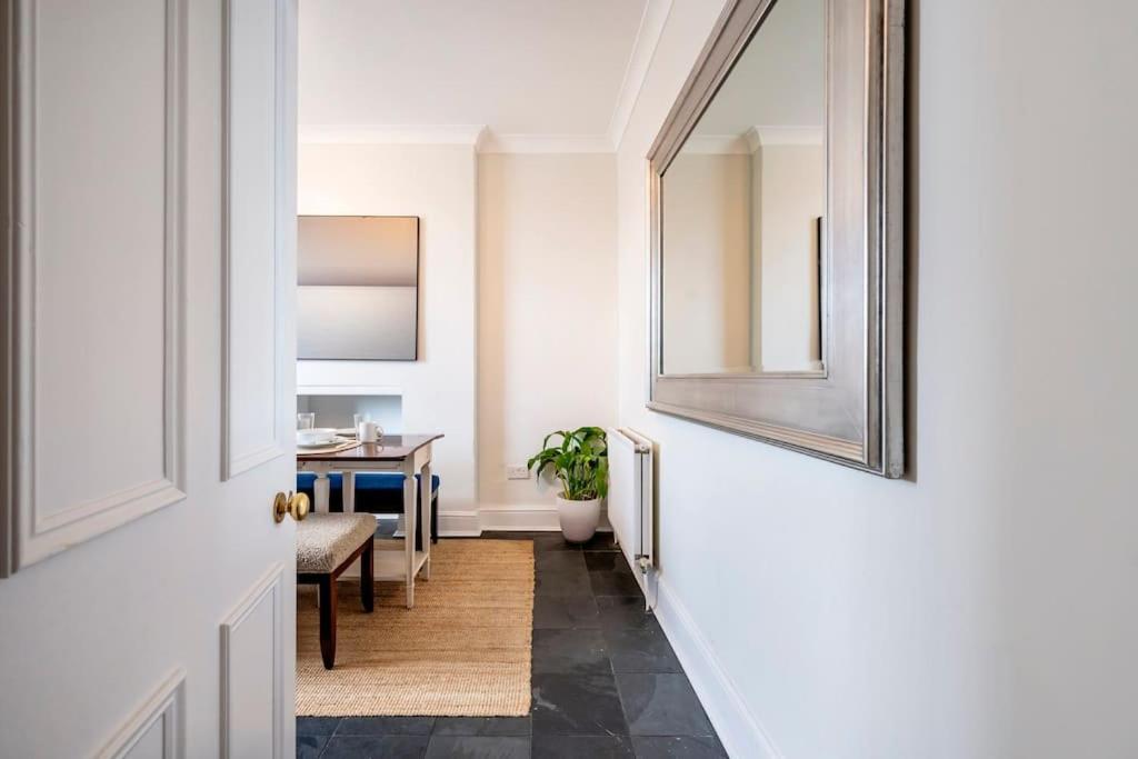 London, 2bed/2bath Marylebone. Apartment