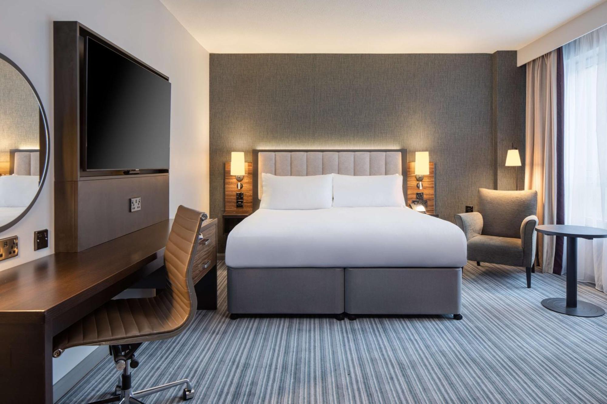 Doubletree By Hilton Chelsea Hotel 4*