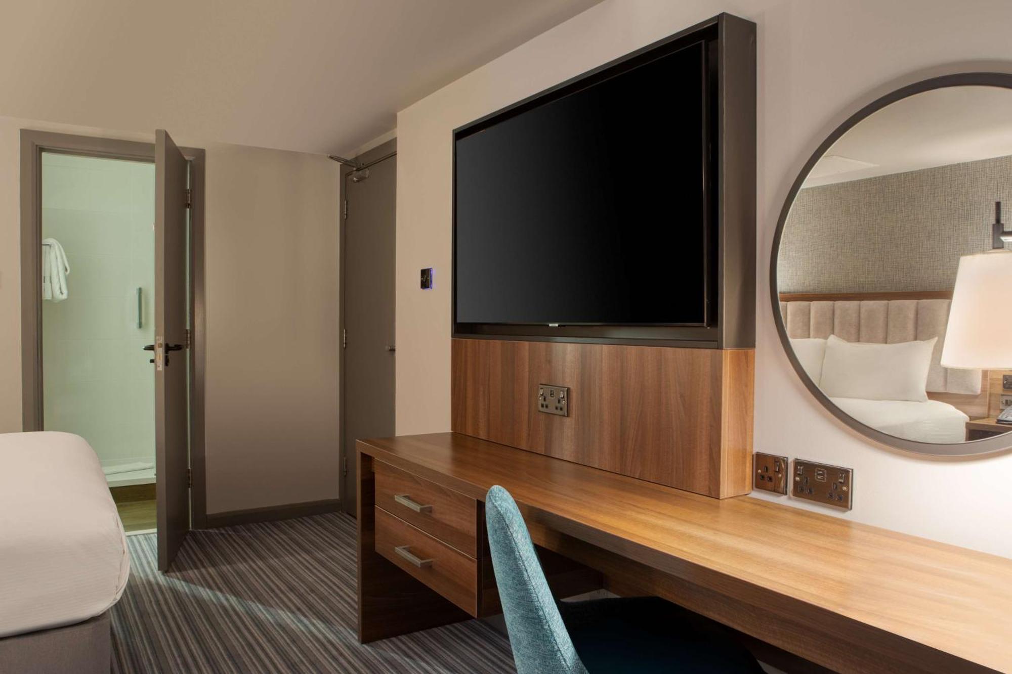Doubletree By Hilton Chelsea 4*