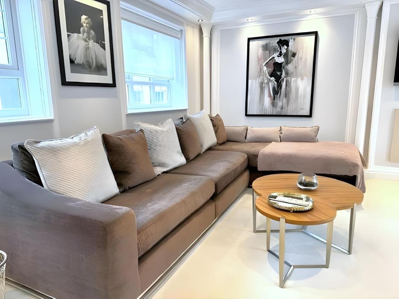 Holiday home 4million Pound Beautiful Mayfair House By Park Lane With Private Roof Terrace *