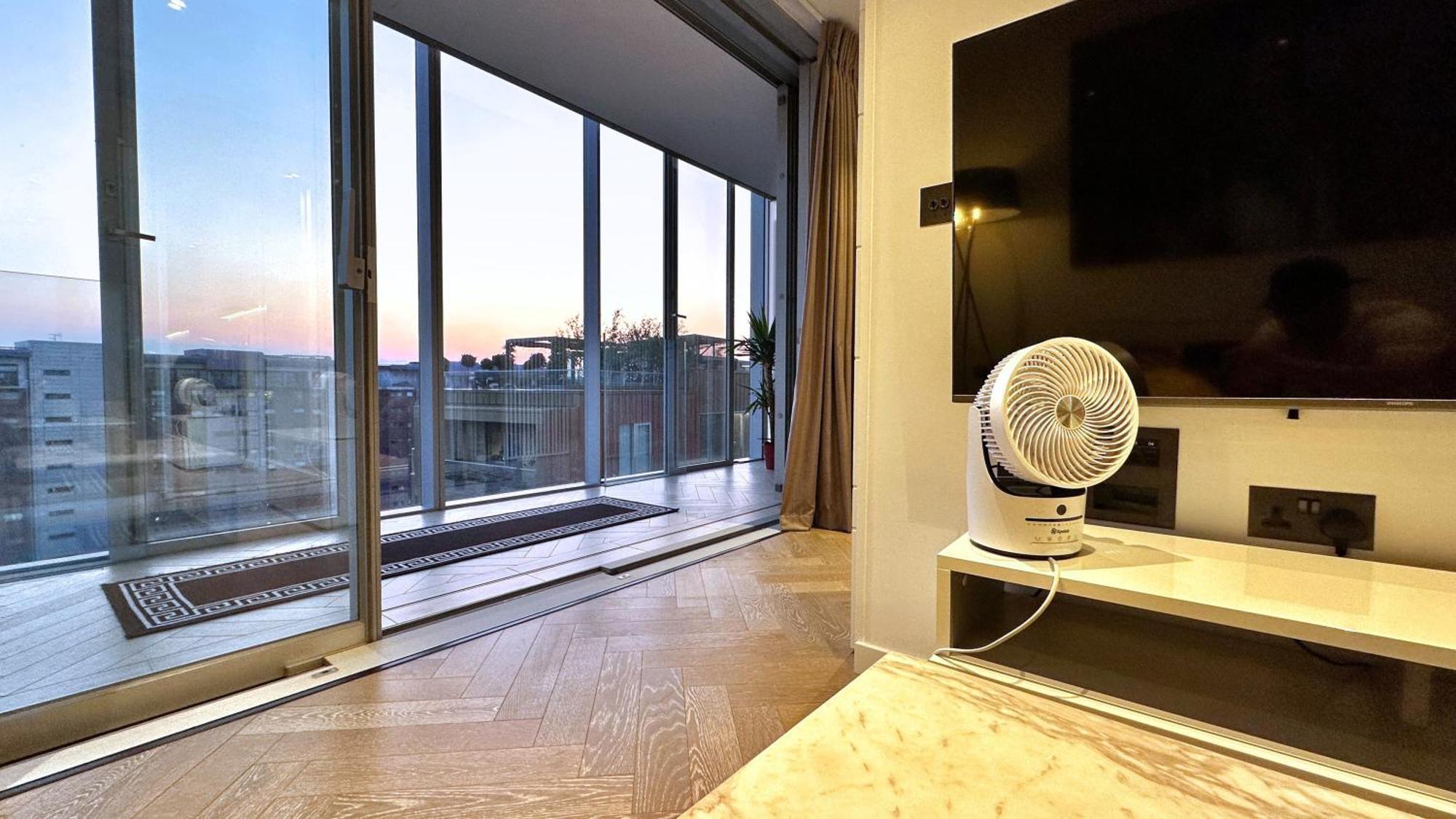Apartment Battersea Power Station - Winter Garden Balcony & 1gb Wifi - Luxurylondonstays