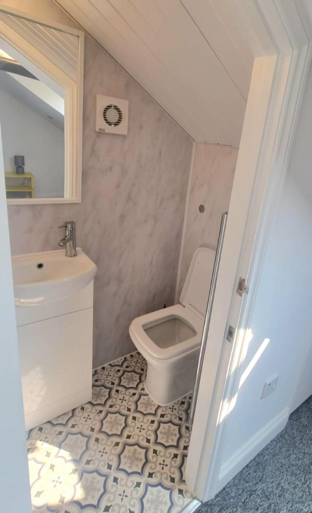 Guest house En-suite Double - Leytonstone E11 *