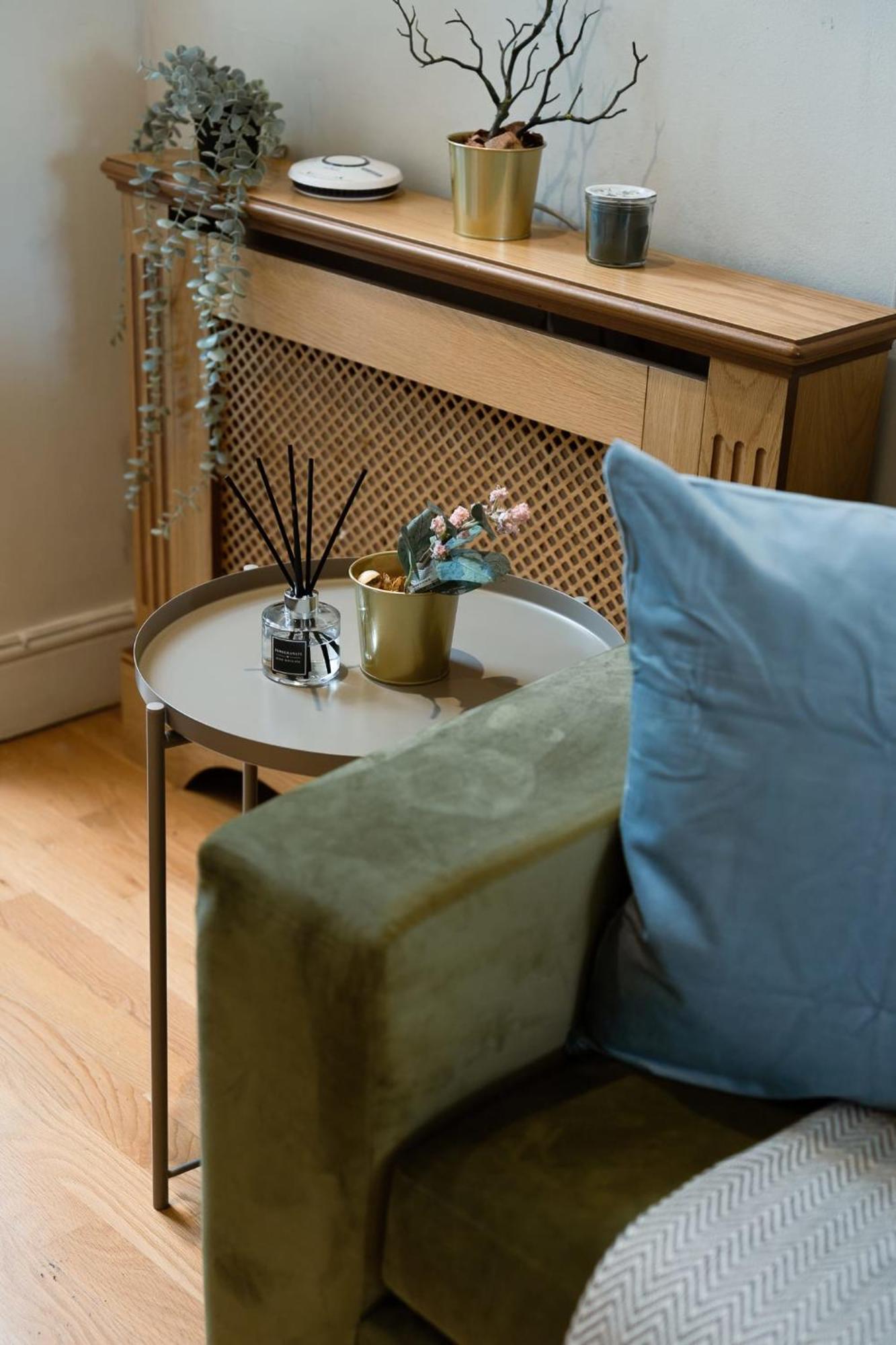 1 Bed Chelsea House With Private Terrace Apartment London