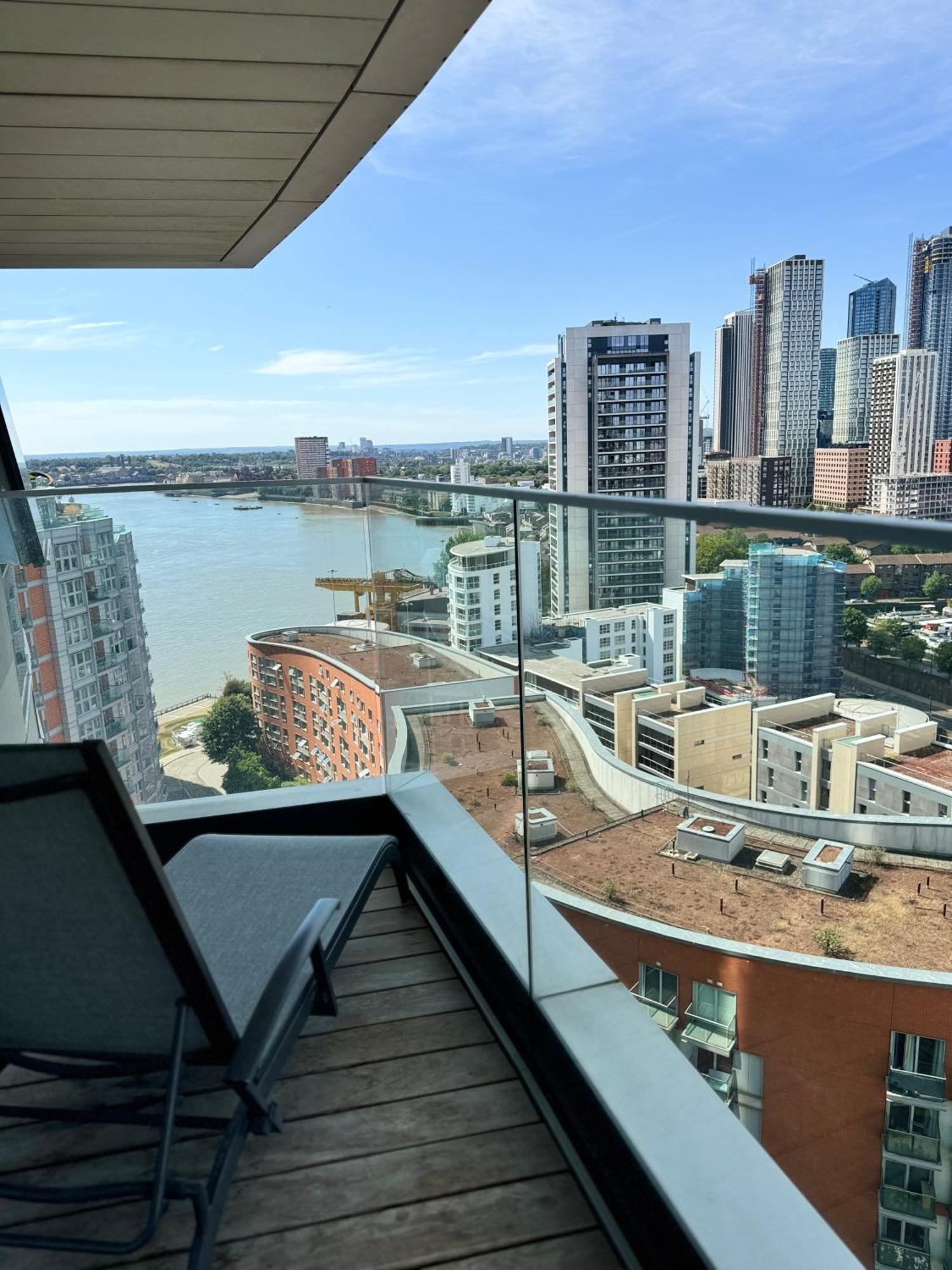 Apartment Scenic View 1-bed Near Downtown With Free Wifi *