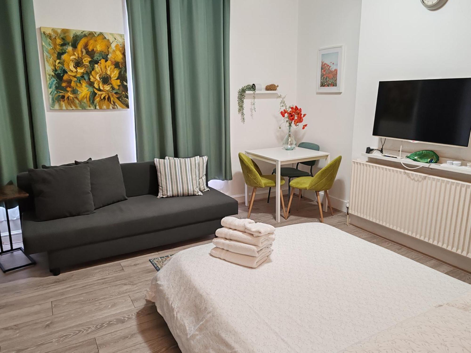 Kilburn High Road Apartment London