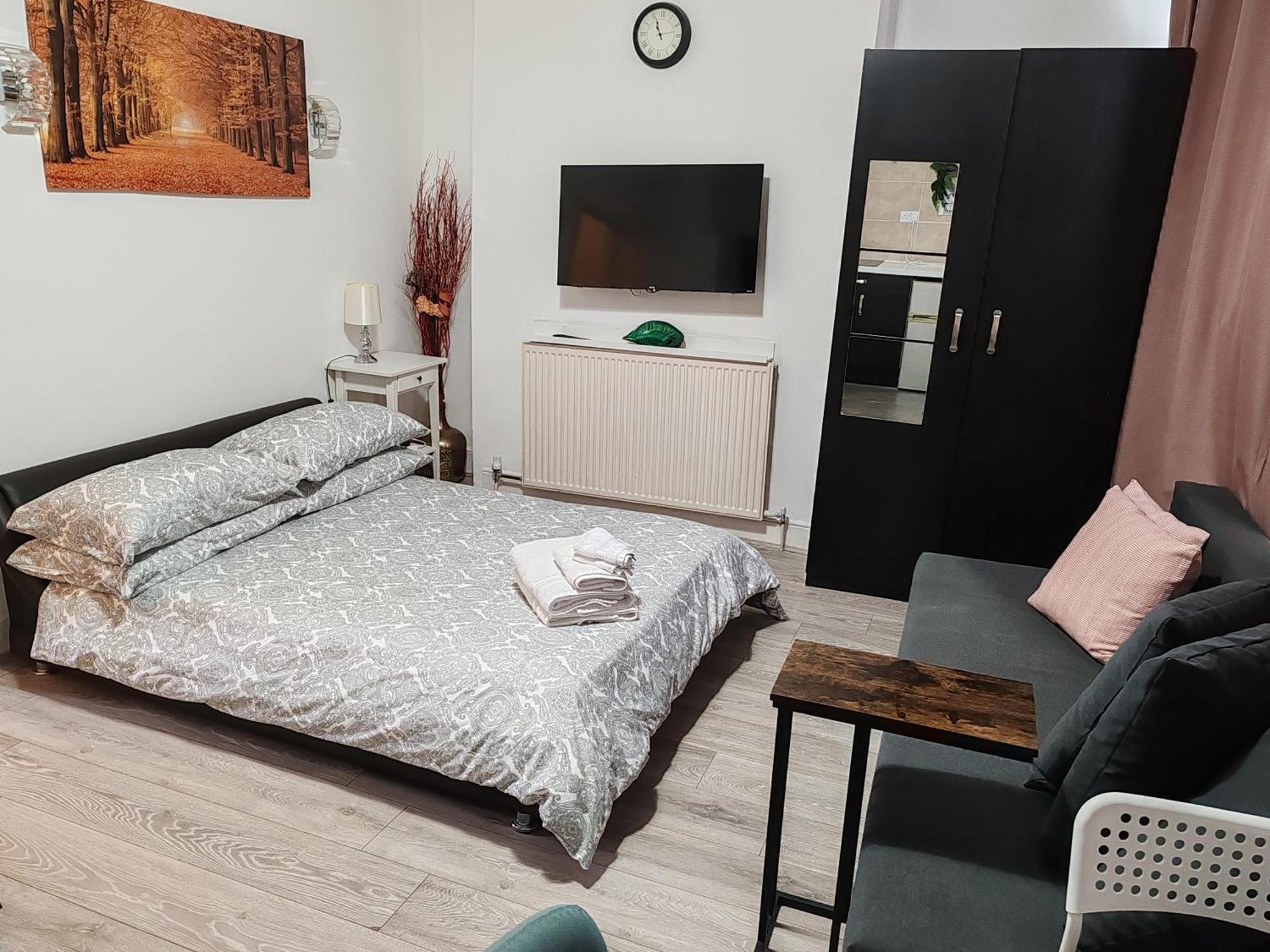 Kilburn High Road Apartment London