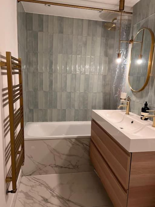 Apartamento Unique And Stylish 2-bed Maisonette In Islington Londres