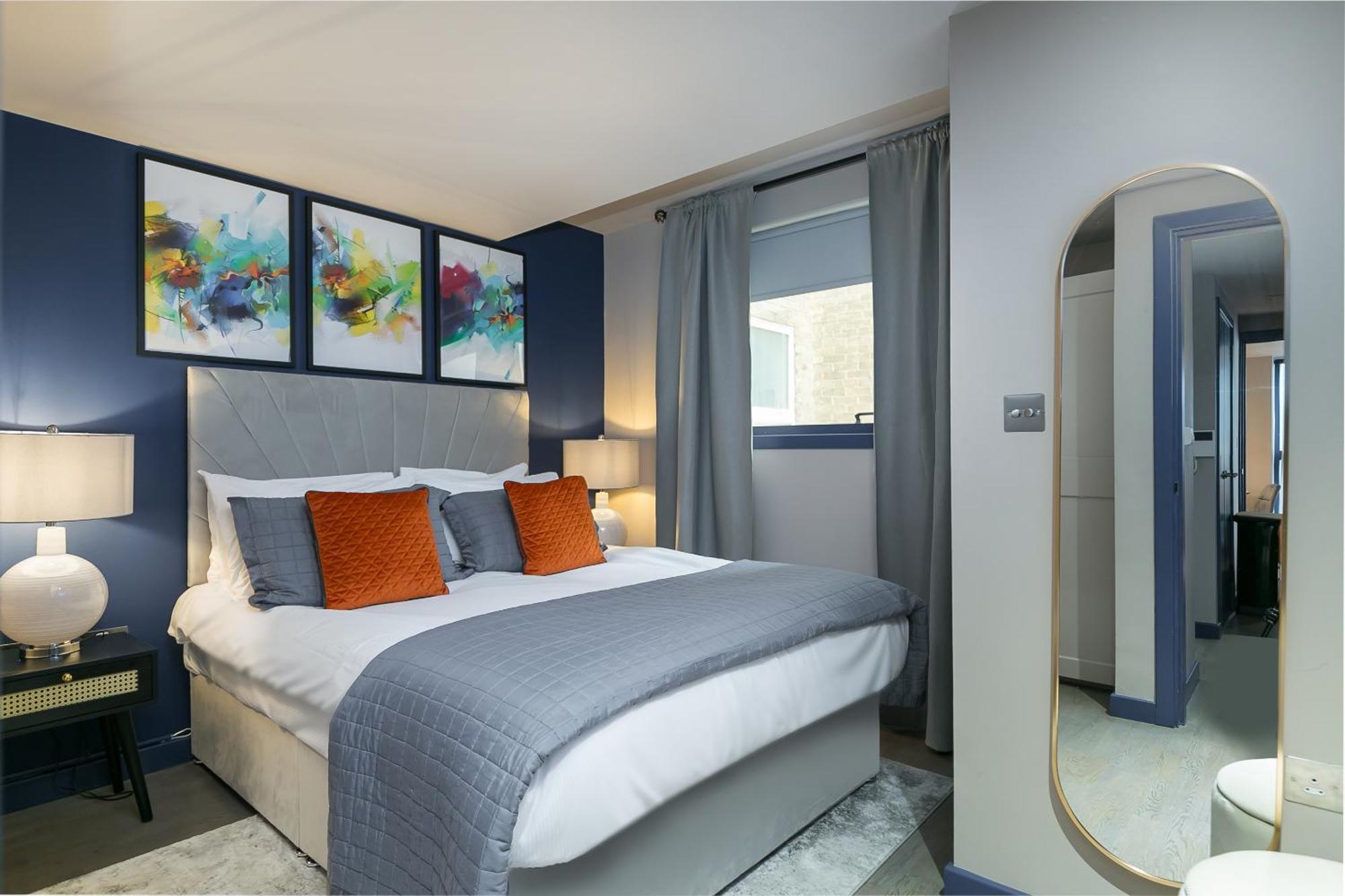 Deluxe One Bedroom Near Holborn Apartment