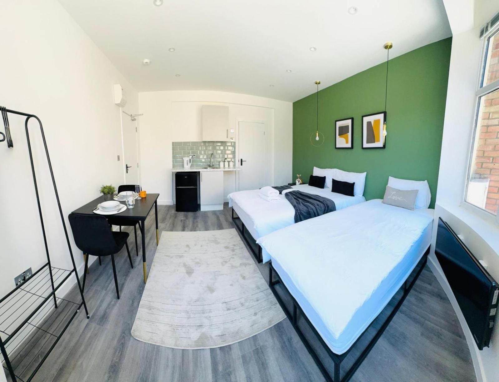 Apartment Luxury Flats, Ideal For Tourists *