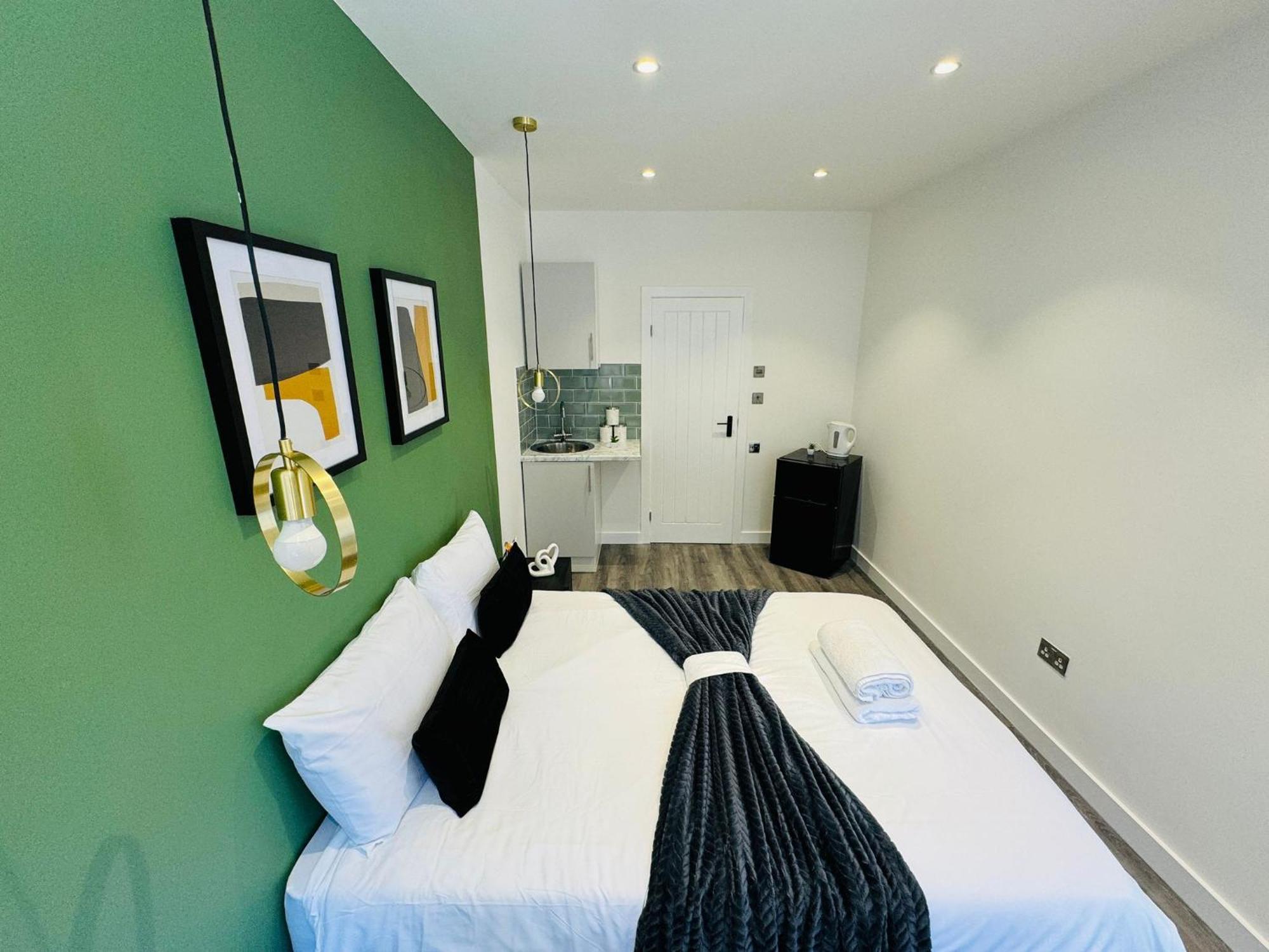 Luxury Flats, Ideal For Tourists Apartment