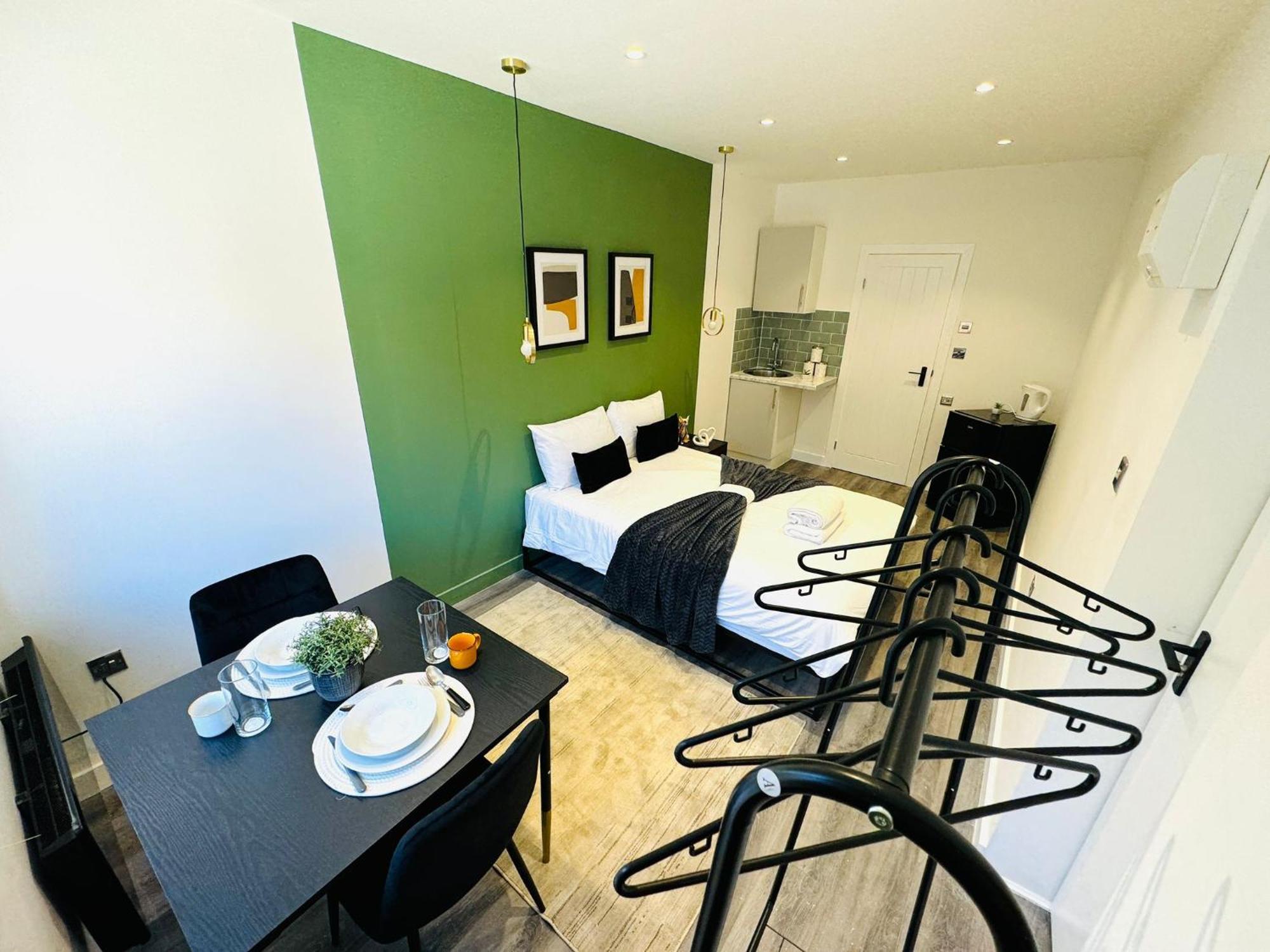 Apartment Luxury Flats, Ideal For Tourists *