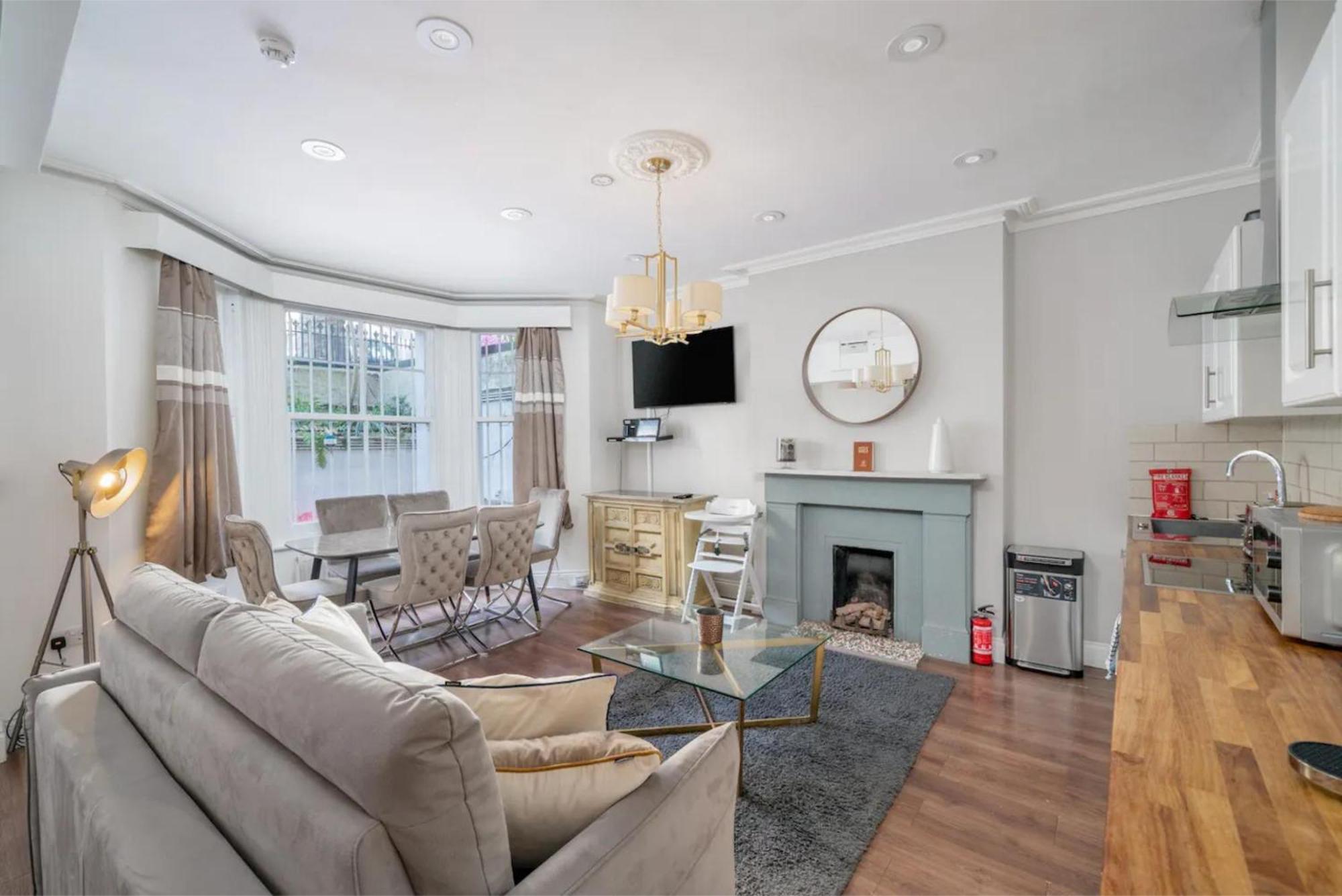 Apartment Gorgeous & Modern 2 Bedroom Sleeps Six In Earl's Court *