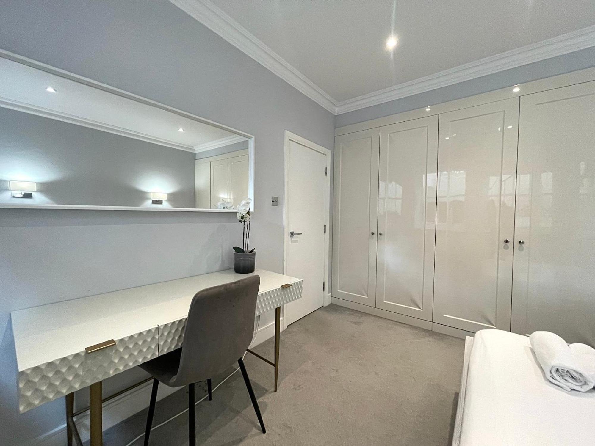 Apartment The Cadogan By Harrods London