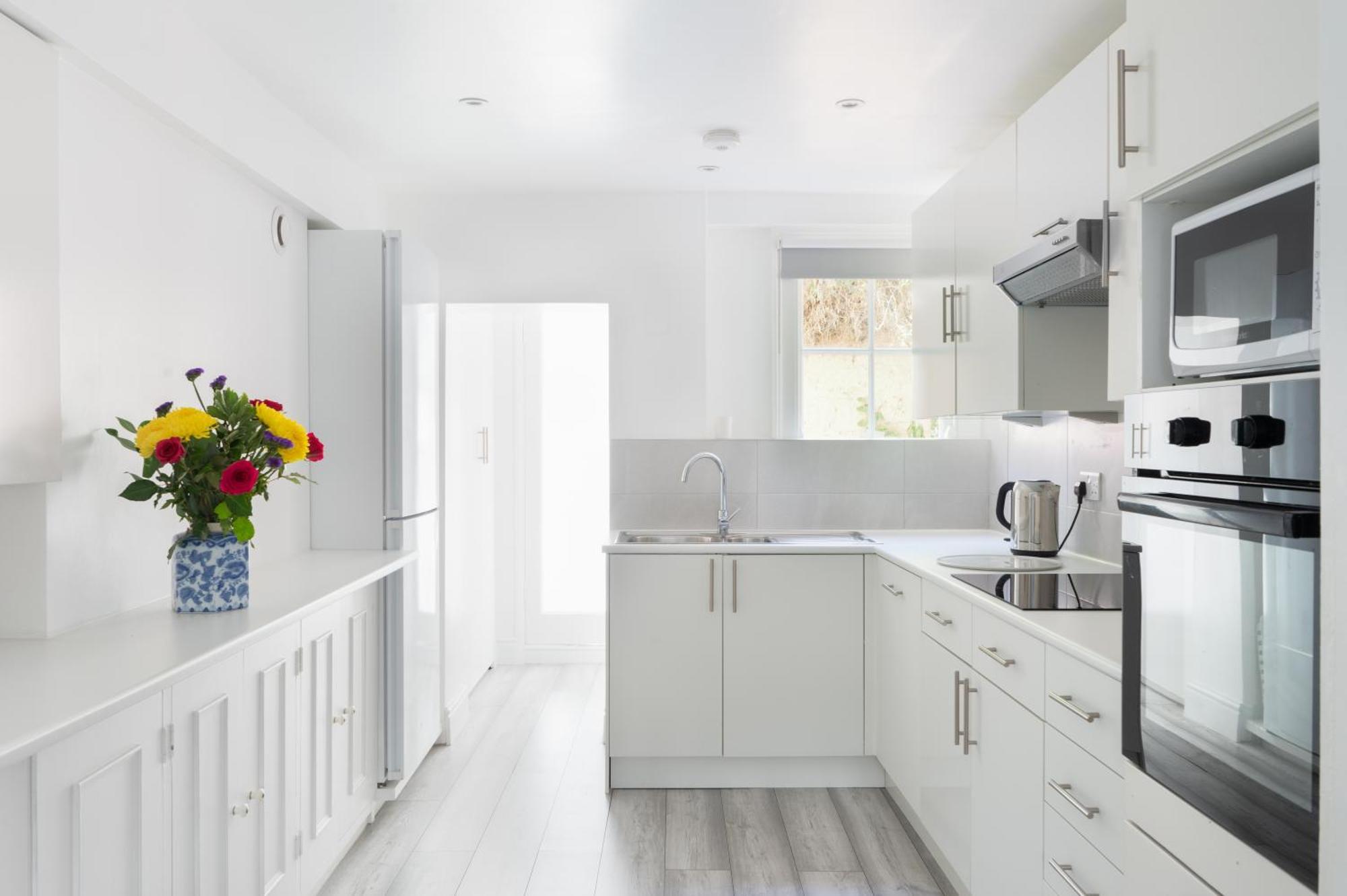Chelsea 2 Bed House And Garden London