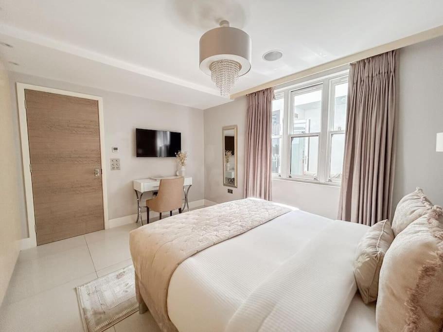 Apartment Stylish And Spacious In Prime