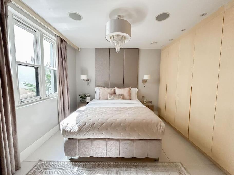 Apartment Stylish And Spacious In Prime
