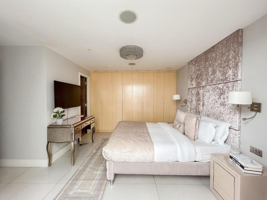 Apartment Stylish And Spacious In Prime *