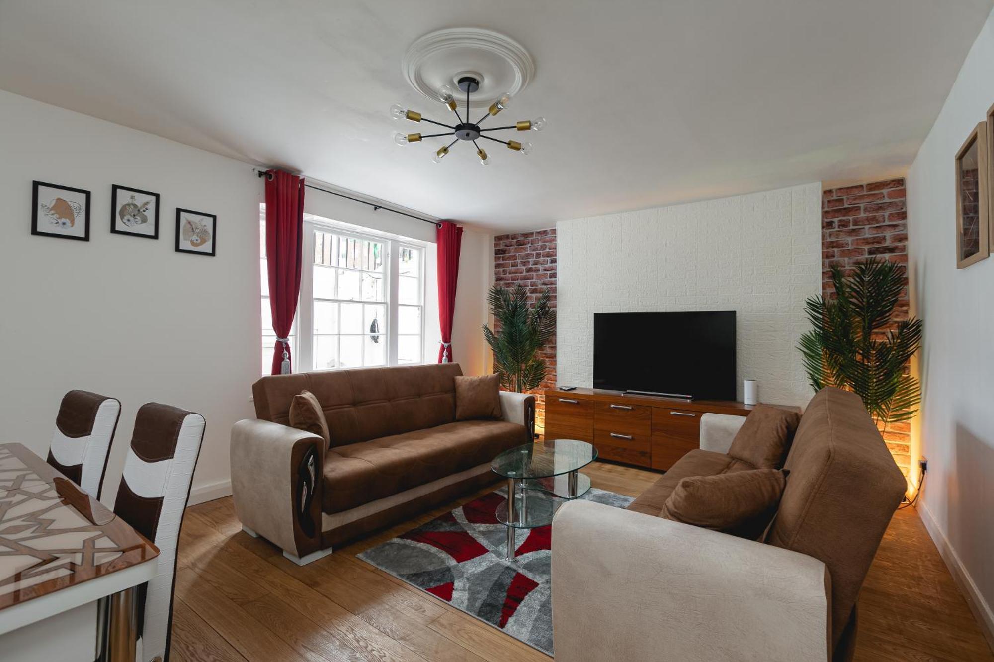 Spacious With Garden In Londen