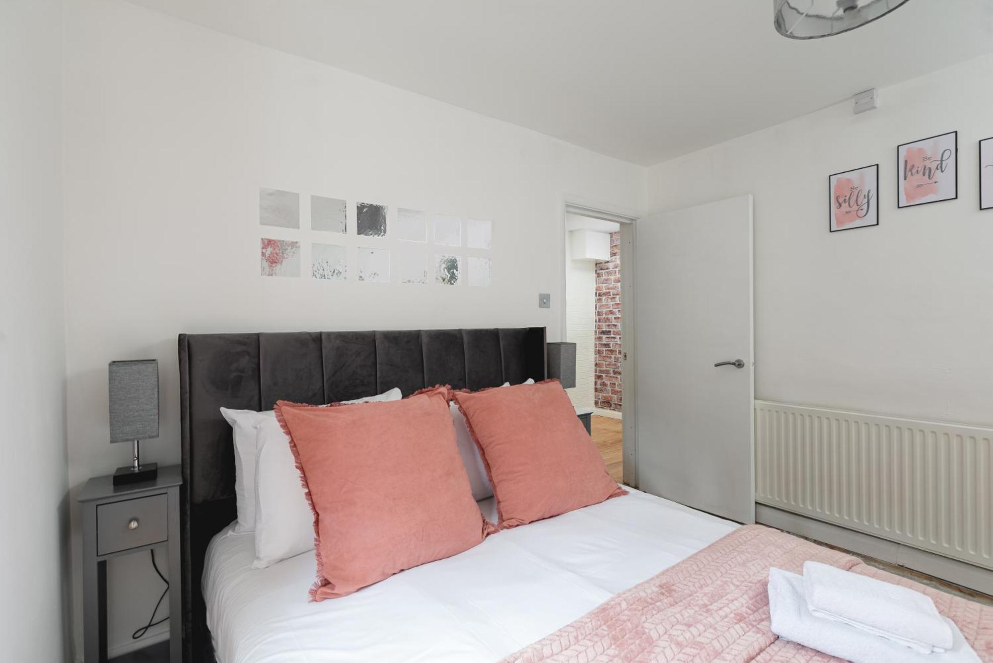 Appartement Spacious With Garden In Londen