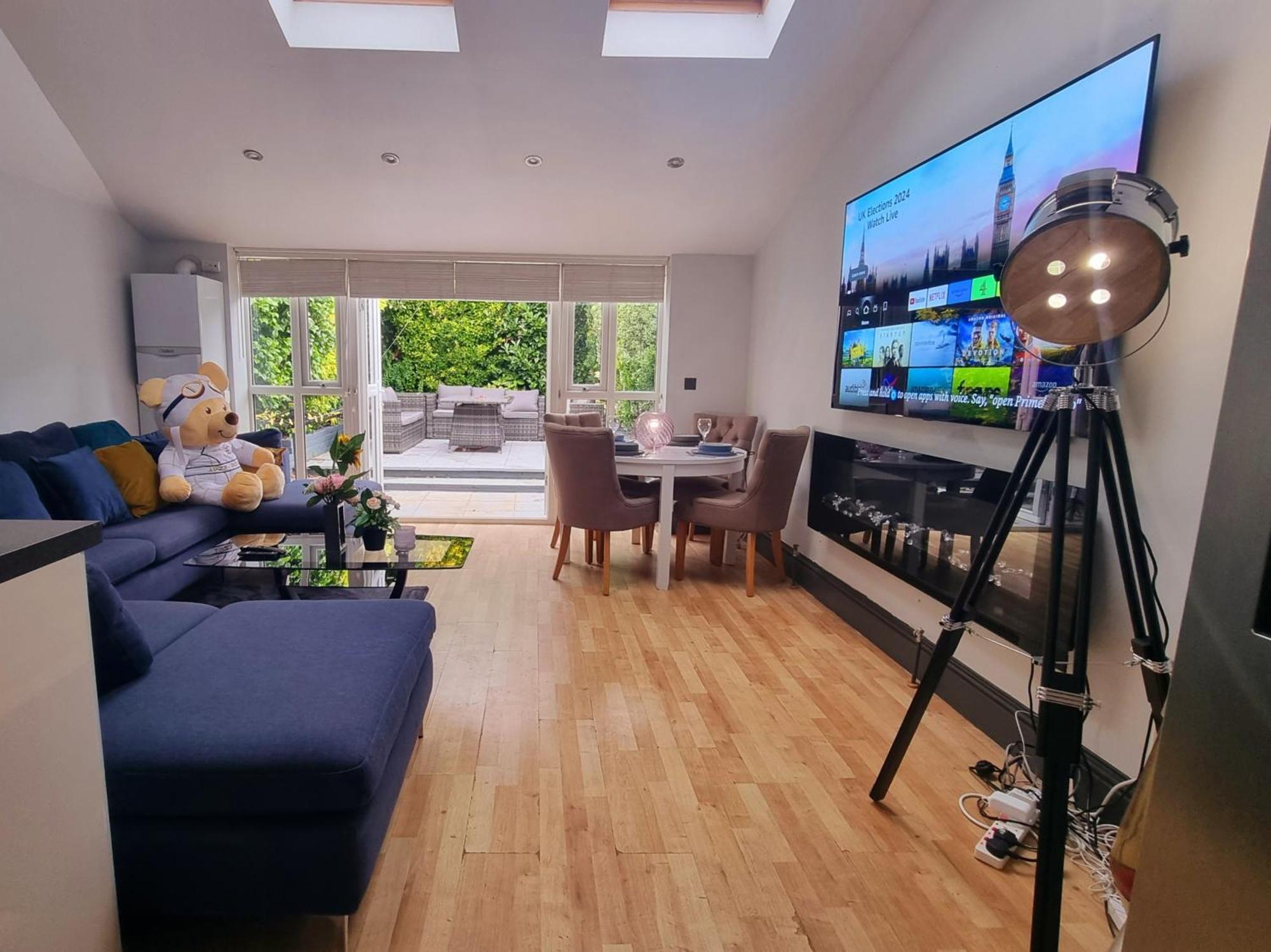 Garden View Double Room, 20 Mins To London, 1gb Internet Privatunterkunft *