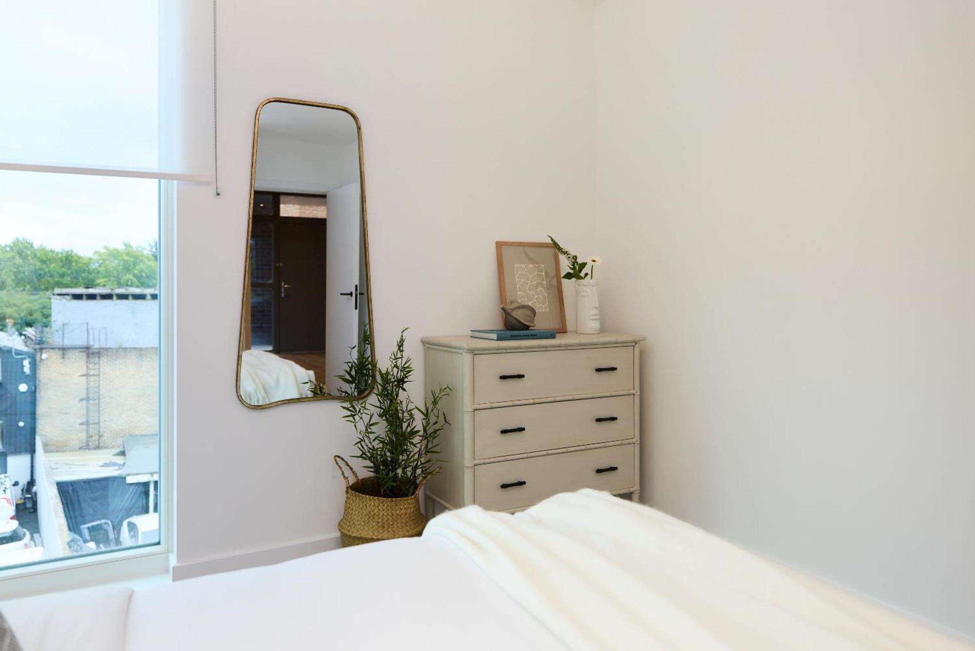 Apartment The Tottenham Retreat - Homely 2bdr Flat With Balcony London