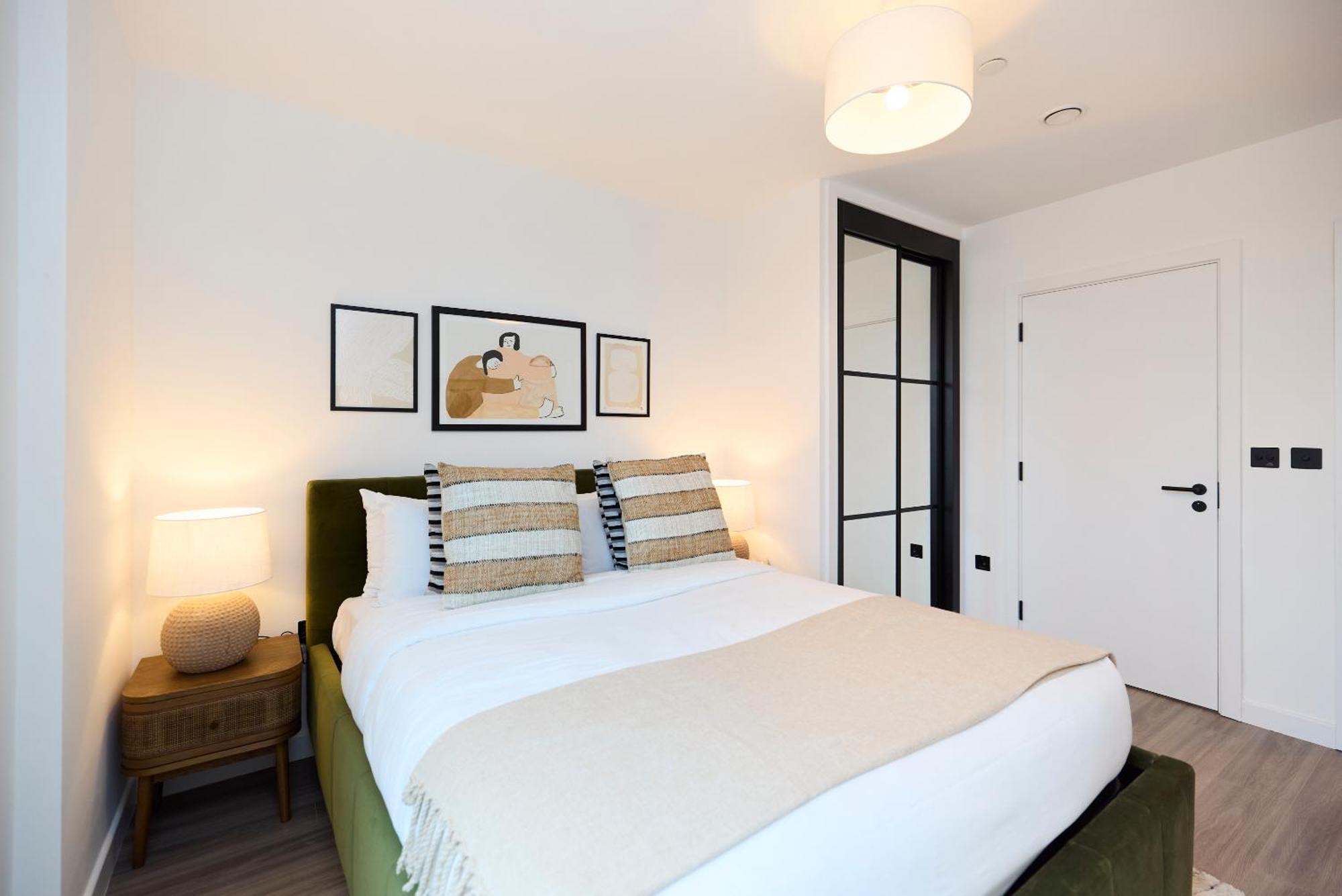 Apartment The Tottenham Retreat - Homely 2bdr Flat With Balcony London