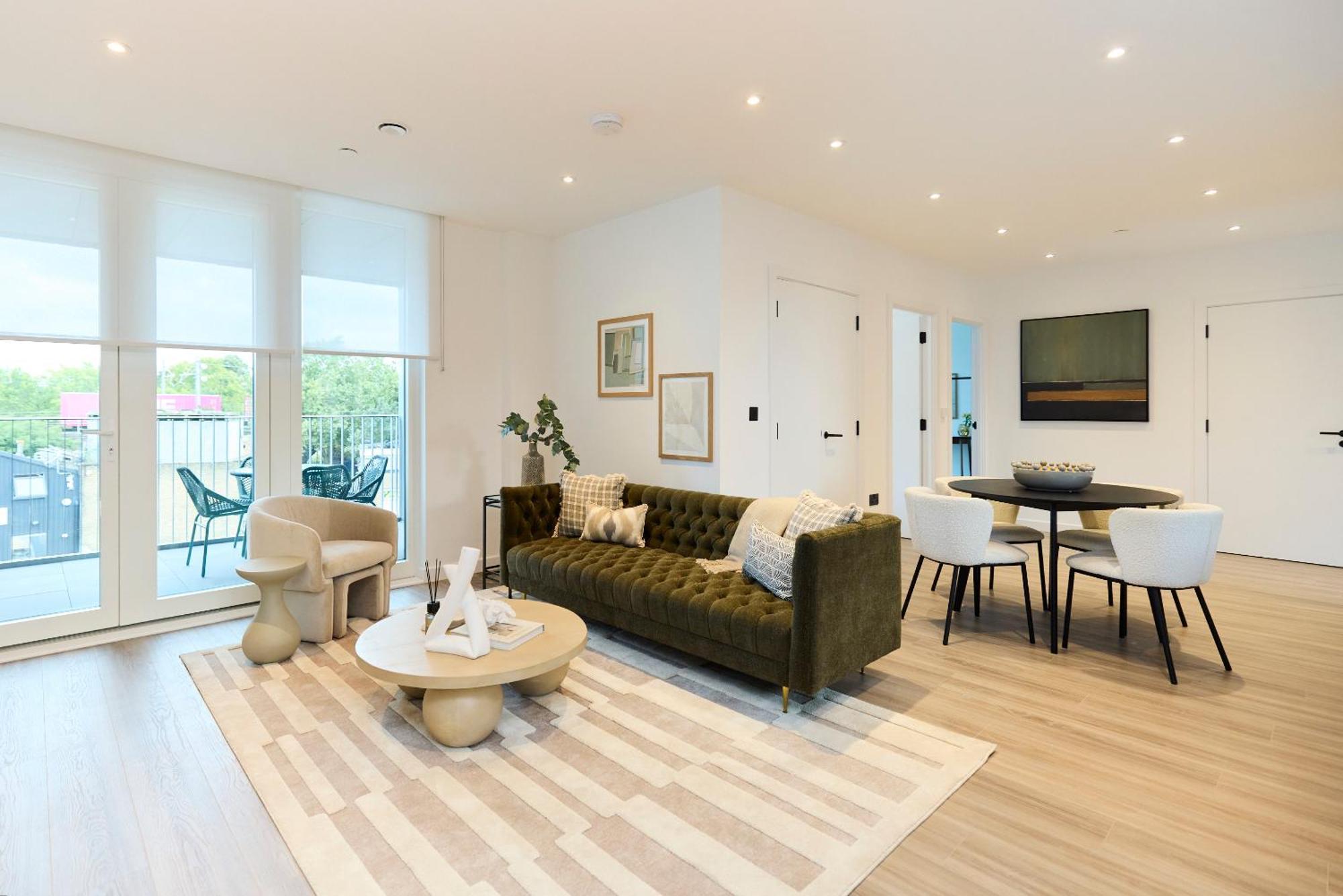 The Tottenham Retreat - Homely 2bdr Flat With Balcony Apartment London