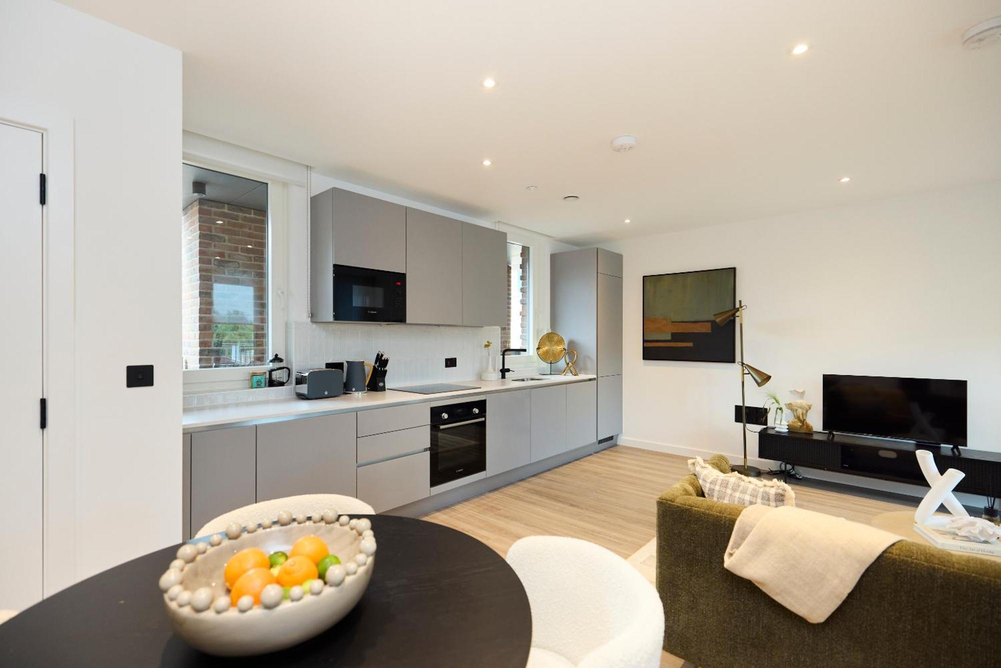The Tottenham Retreat - Homely 2bdr Flat With Balcony * London