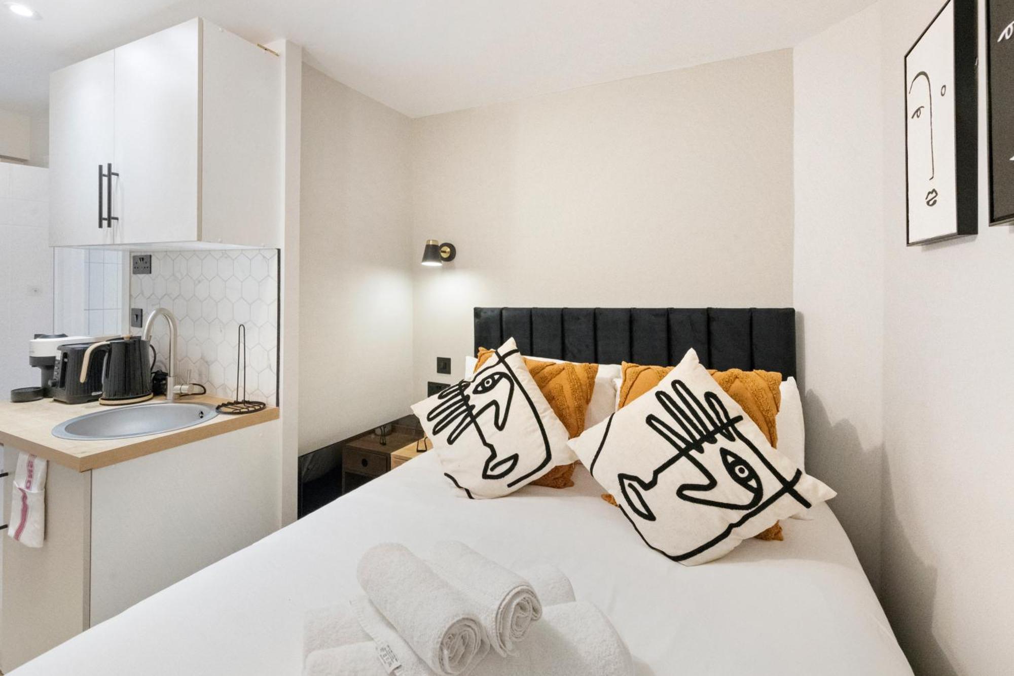 Chic Pad: Modern Retreat Appartement *