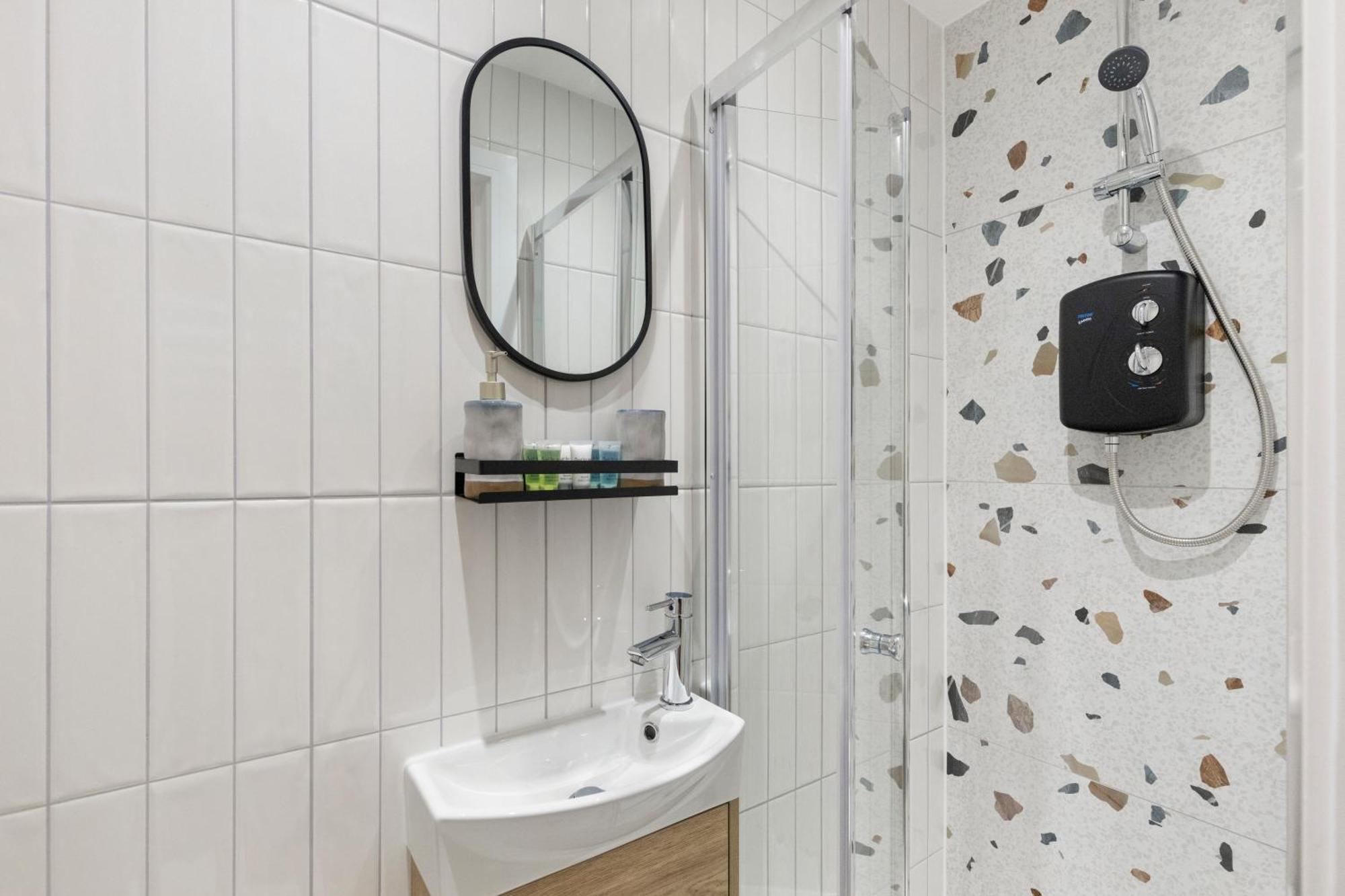 Chic Pad: Modern Retreat Appartement