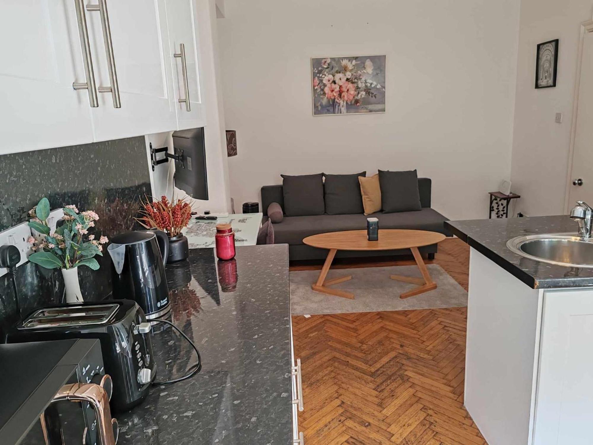 One Bedroom By Bayswater, Hyde Park