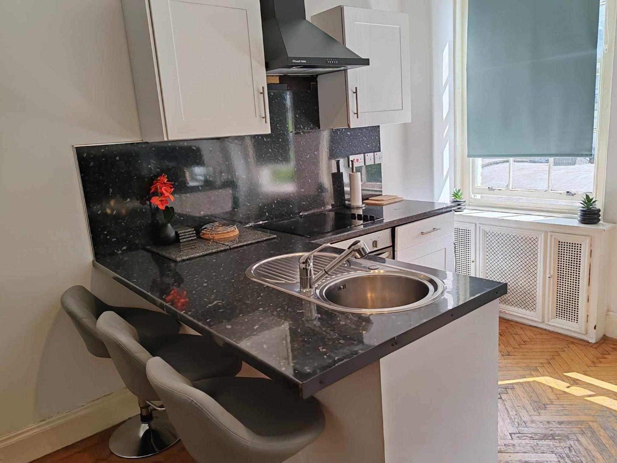 One Bedroom By Bayswater, Hyde Park
