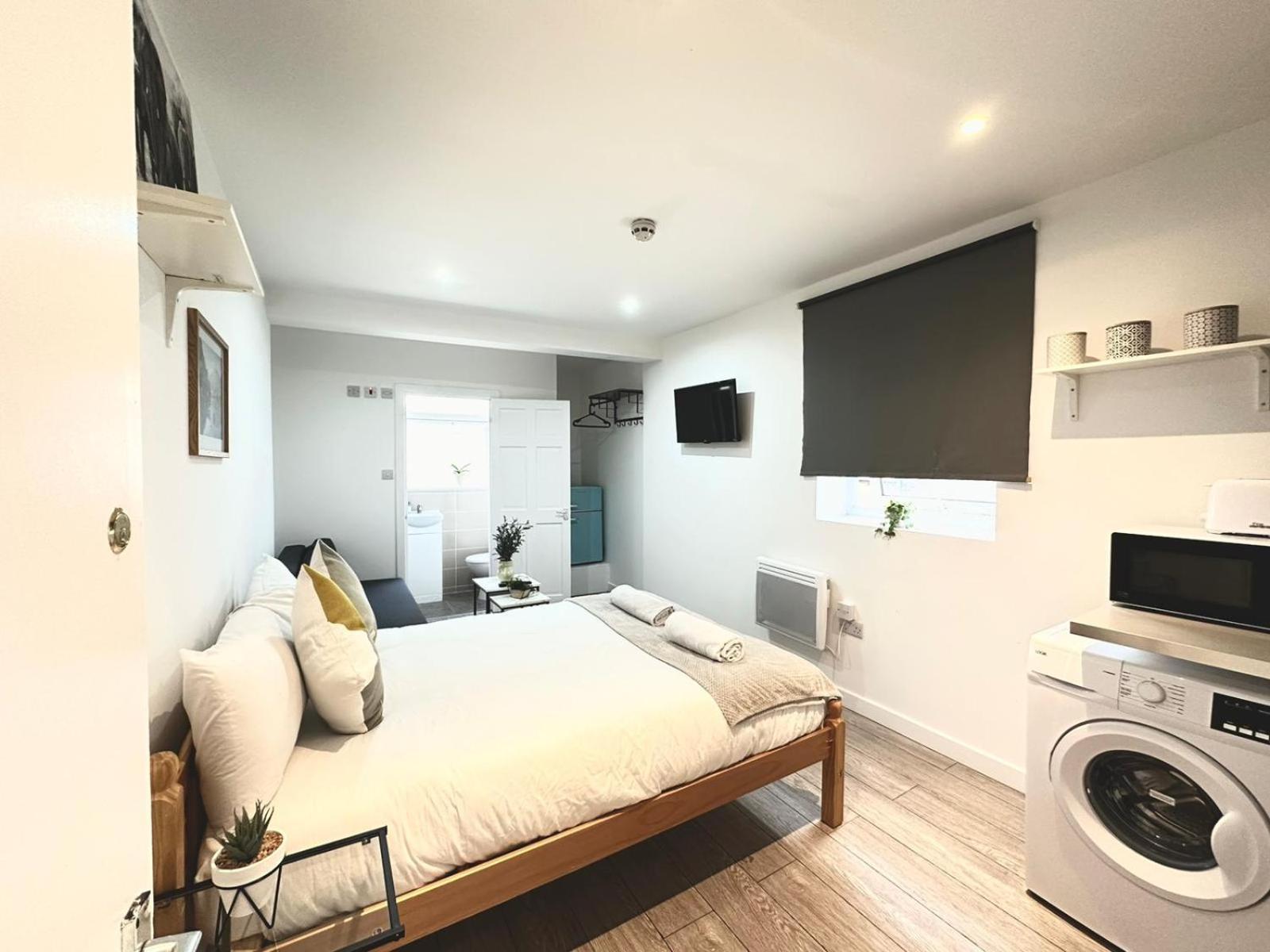 Apartment Comfortable Studio Harrow Road *