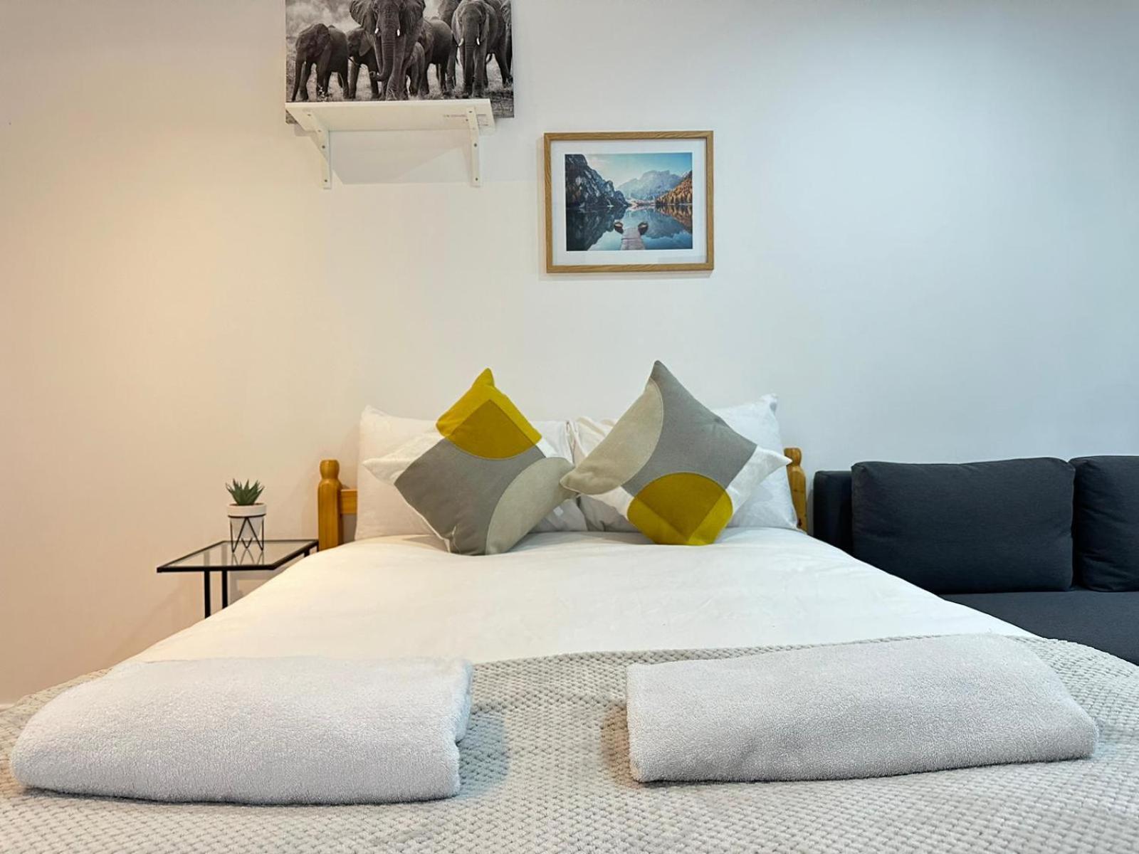 Comfortable Studio Harrow Road