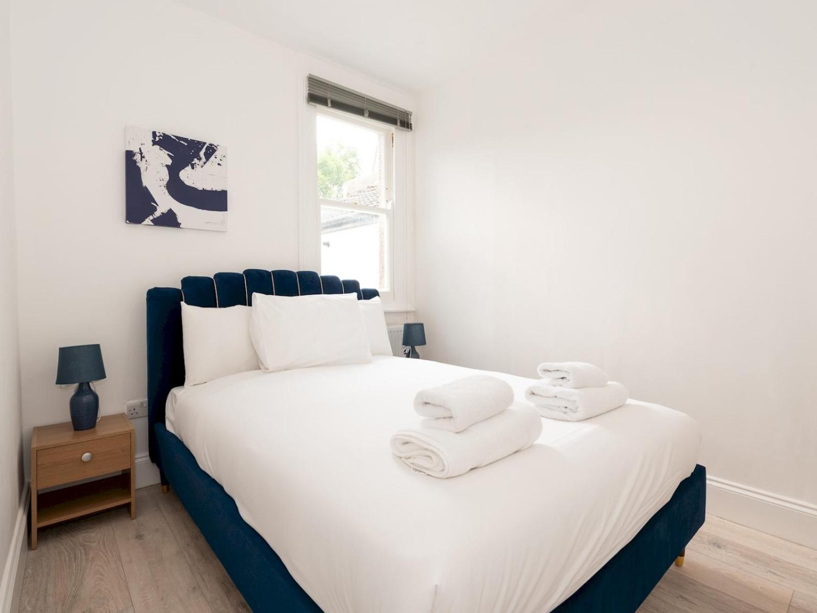 Holiday home Stylish Newly Renovated Large With Garden Pass The Keys