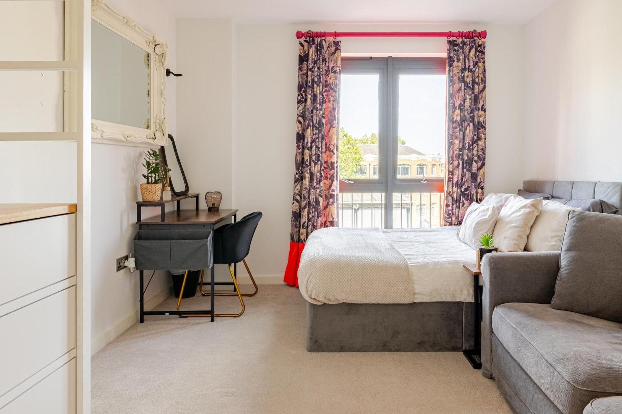 Fmss Urban Escape Apartment