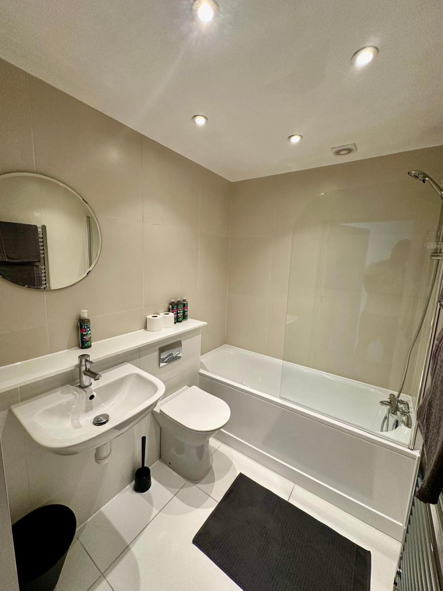 Large, Family Friendly 3-bed Flat In Wood Appartement
