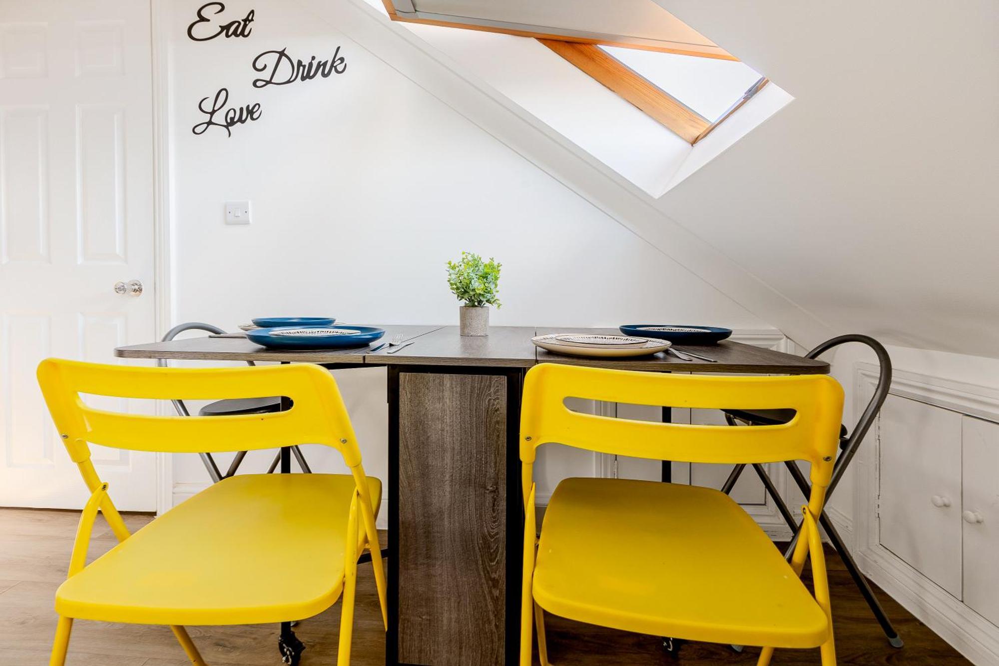 Bright 2br Flat, Forest Gate, East Apartment London