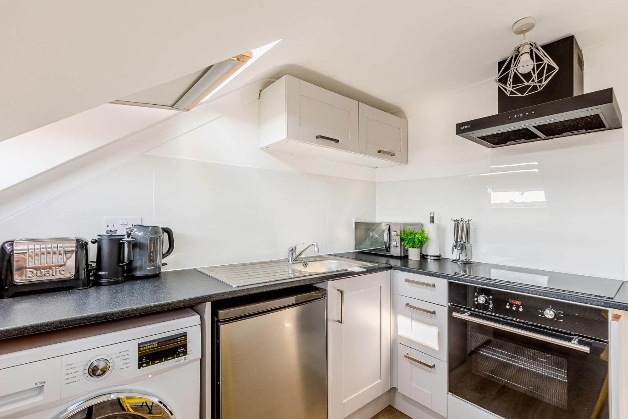 Apartment Bright 2br Flat, Forest Gate, East *